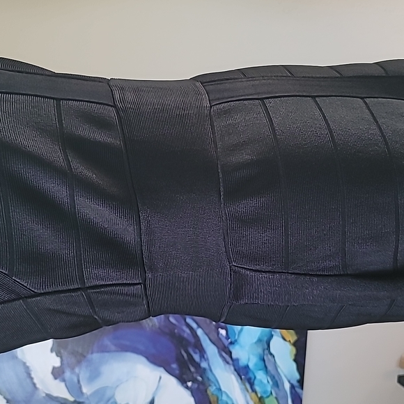 NWT Herve Leger Icon Stretch Bandage little black dress size S - Picture 8 of 12